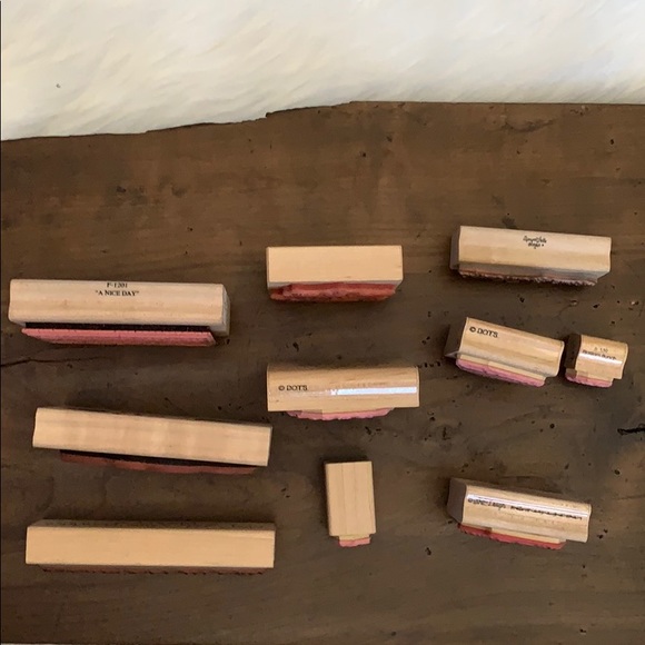 Flower /spring crafting stamps - Picture 2 of 4